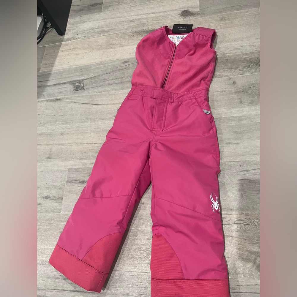 Girls pink like new snow pants or ski pants